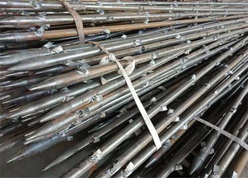 西和管棚钢花管加工