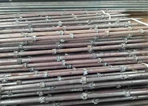 西和隧道钢花管